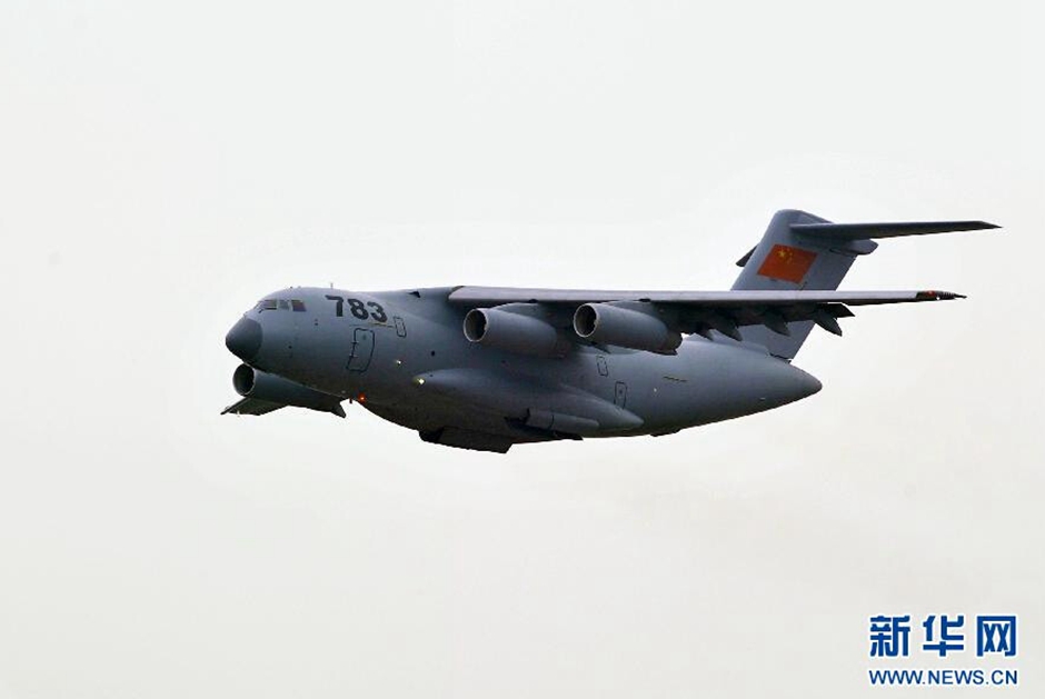 Y-20Y-20 - первый китайский тяжёлый военно-транспортный самолёт. Совершил первый полёт 26 января 2013 года.