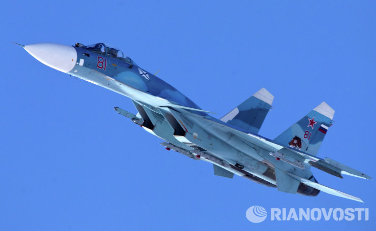 Су-33 - советский/российский палубный истребитель четвертого поколения.