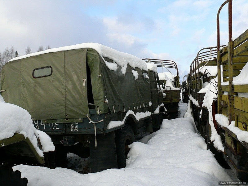 Следы истории на известном российском военном аэродроме Сиверском