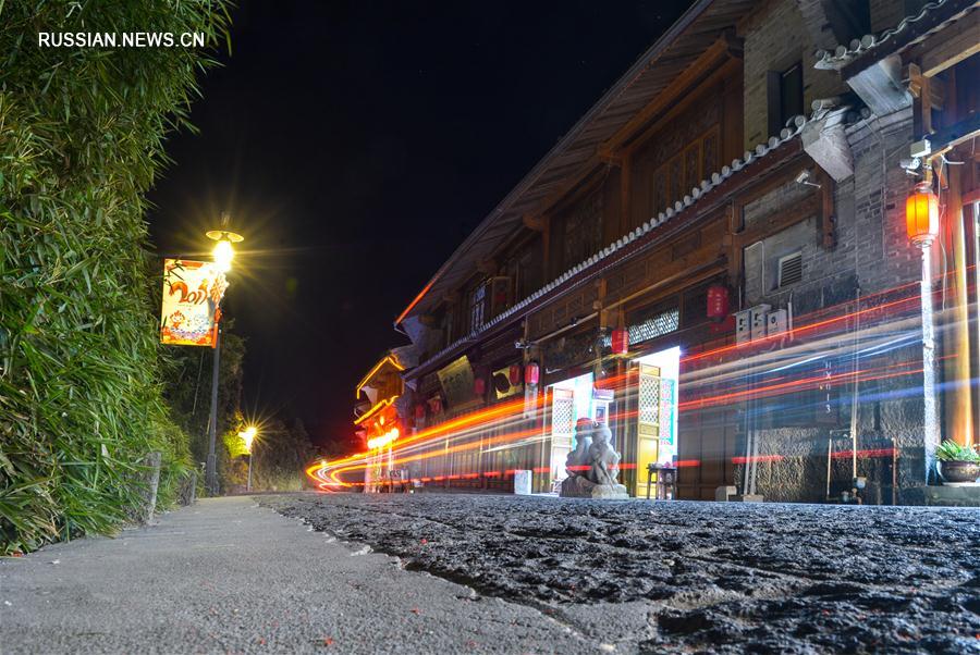 Древний городок Хэшунь в Юньнани