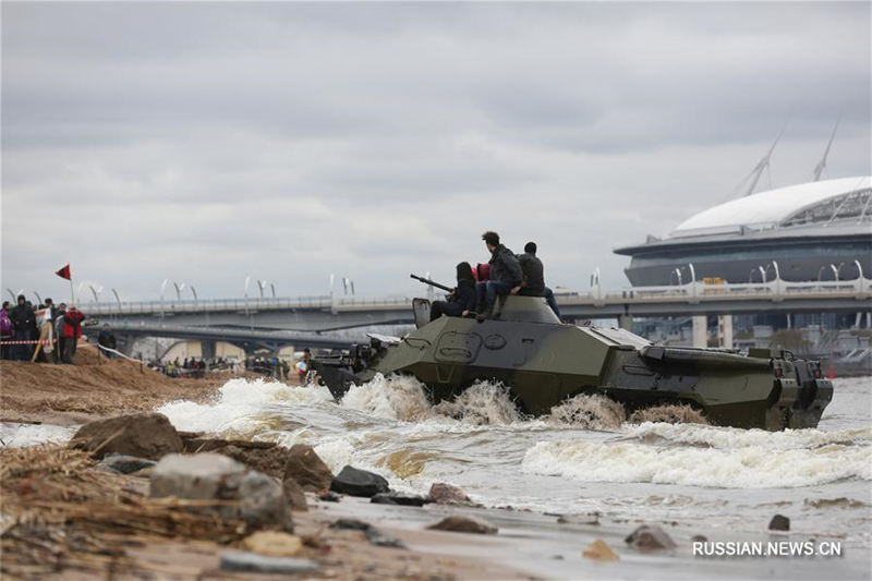 Танковый фестиваль "Боевая сталь" в Санкт-Петербурге