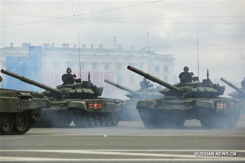 Генеральная репетиция парада Победы в Санкт-Петербурге