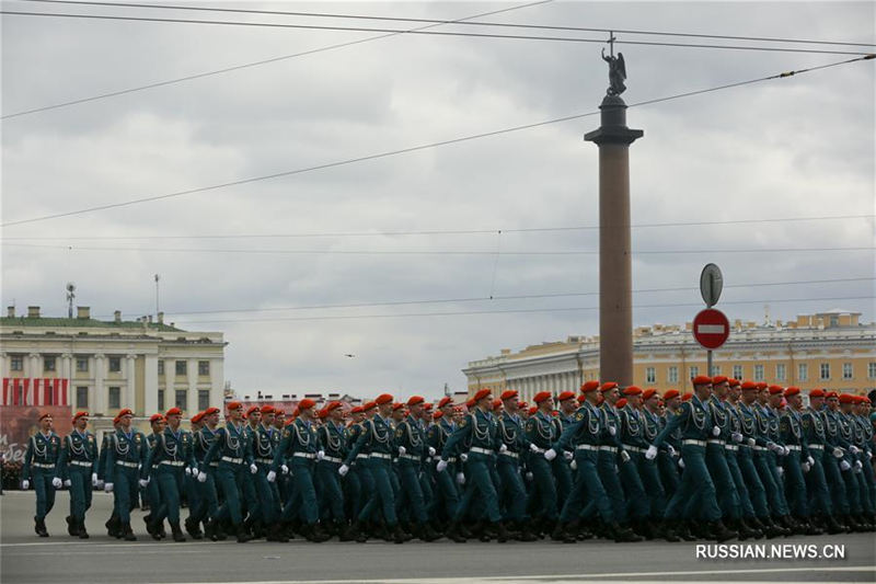 Генеральная репетиция парада Победы в Санкт-Петербурге