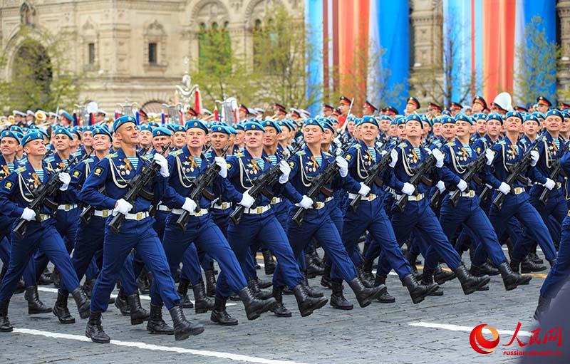 В Москве состоялся парад по случаю годовщины победы в Великой Отечественной войне