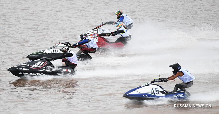 Водно-моторный спорт -- Открытый турнир озера Ханьфэн в Чунцине