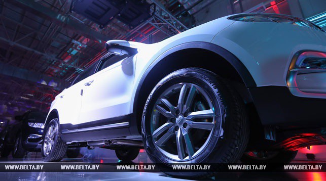 Продажи белорусско-китайского автомобиля Geely Atlas официально стартовали в России