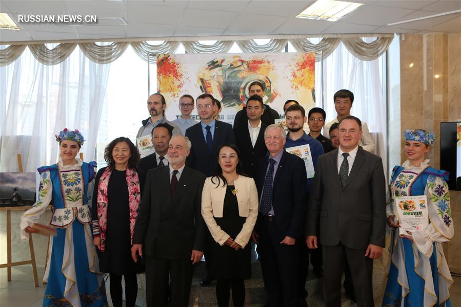 В Минске наградили победителей фотоконкурса "Беларусь и Китай моими глазами"