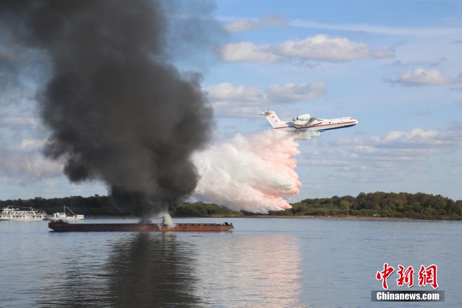 Китай и Россия провели совместные учения на пограничной реке в Хэйлунцзяне