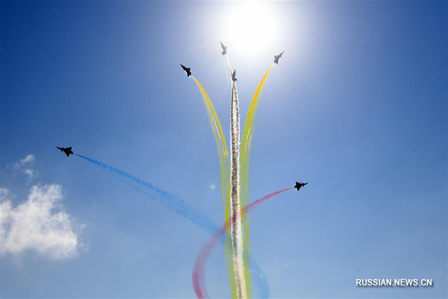 Авиашоу на Airshow China в городе Чжухай