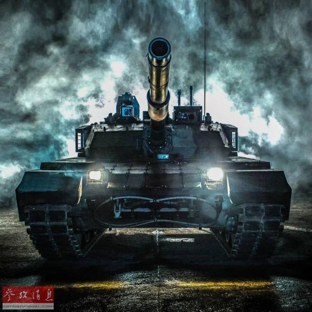 Появились новые фотографии китайских танков VT-4 таиландской армии