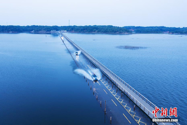 ?Самая красивая дорога вдоль воды? в китайской провинции Цзянси