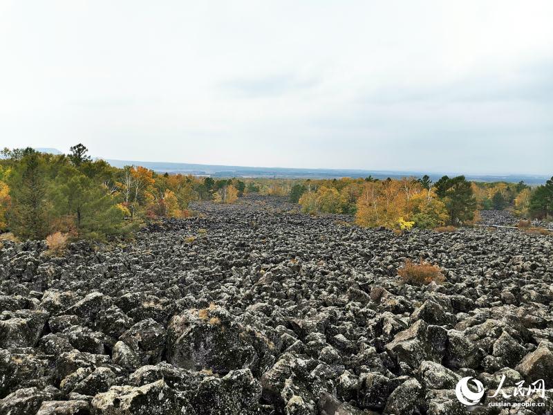 Прекрасные осенние пейзажи в туристической зоне Удаляньчи