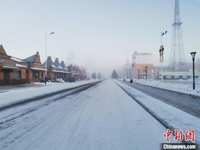 В городе Хулун-Буир во Внутренней Монголии зафиксирована низкая температура минус 43,6°C