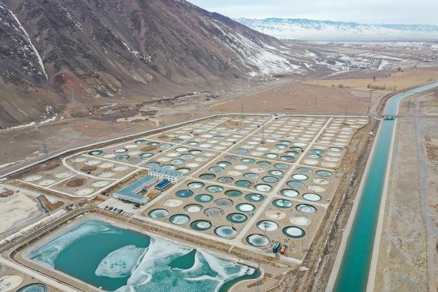 В уезде Яньшар Синьцзяна развивается особый водный промысел