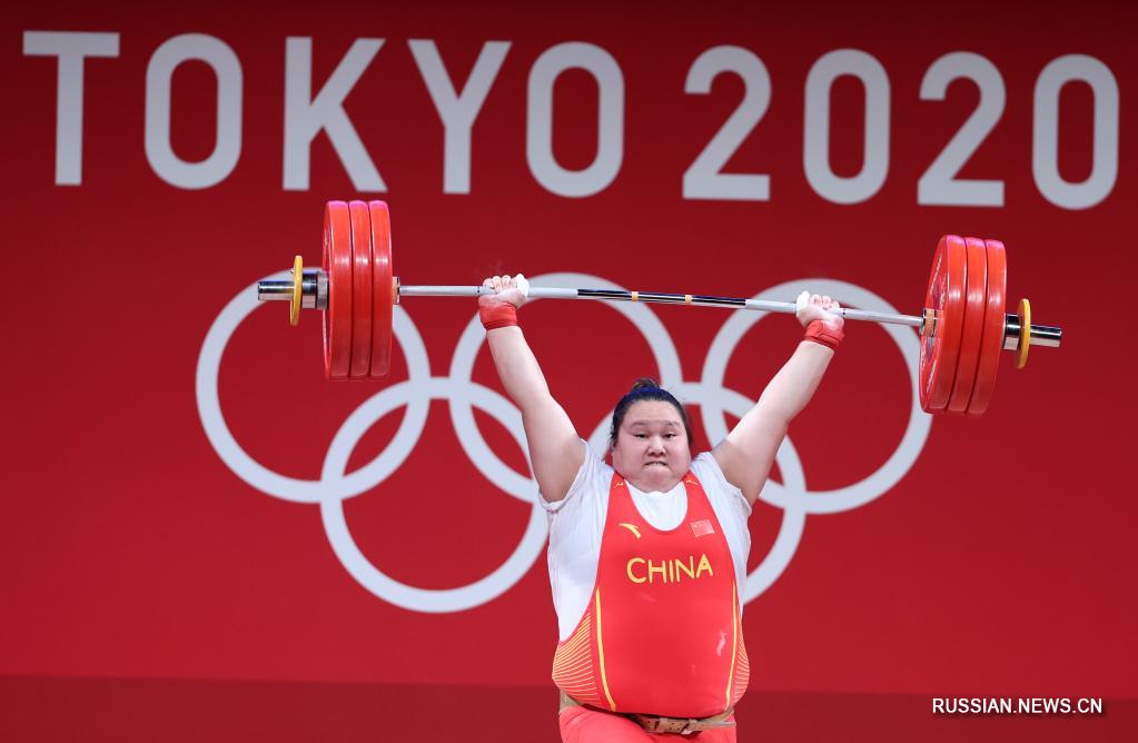 Китайская штангистка Ли Вэньвэнь стала олимпийской чемпионкой в весовой категории свыше 87 кг