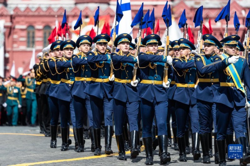 Парад Победы завершился на Красной площади в Москве