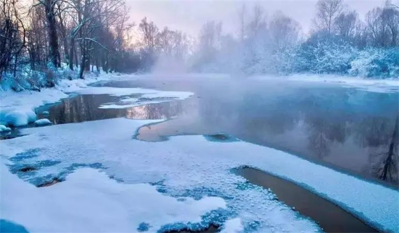 Незамерзающая река при морозе ниже 40 градусов 