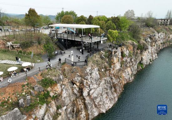 Загородные кафе в уезде Аньцзи провинции Чжэцзян