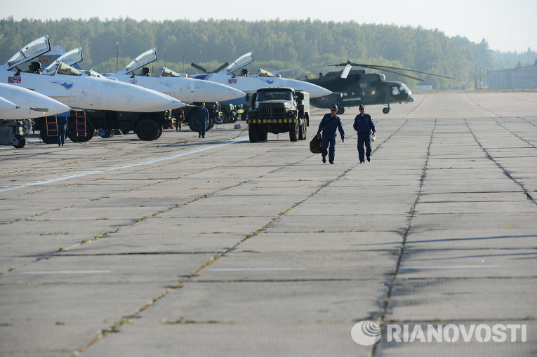 Подготовка к авиасалону МАКС-2013 (9)