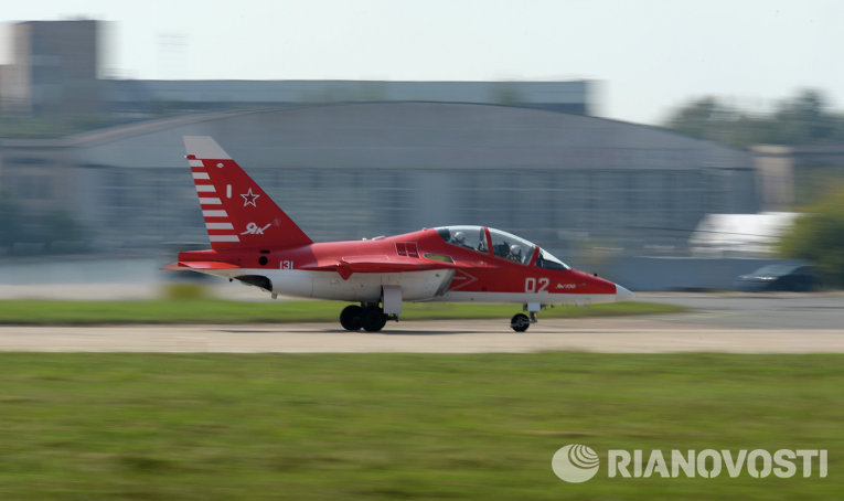 Подготовка к авиасалону МАКС-2013 (6)