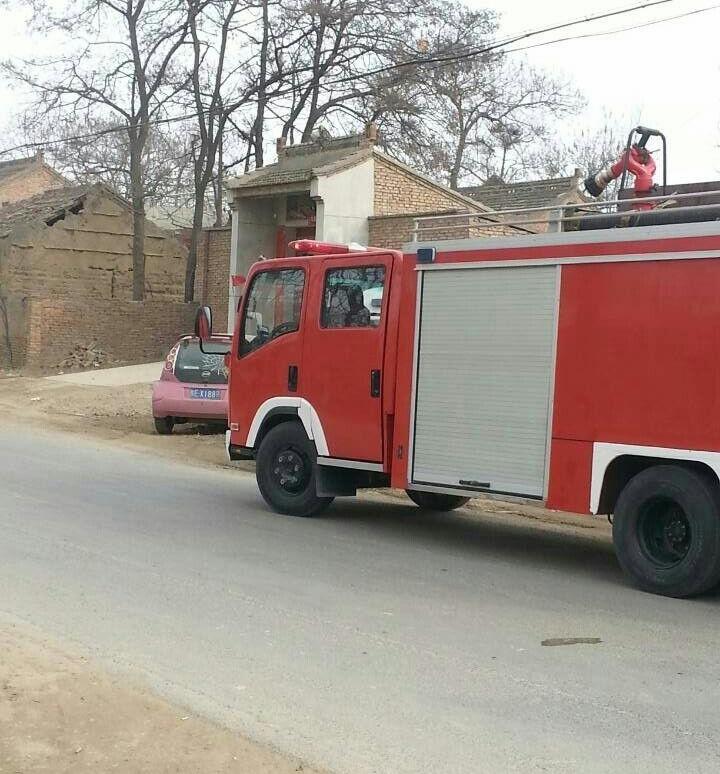 В Северо-Западном Китае разбился военный вертолет (5)